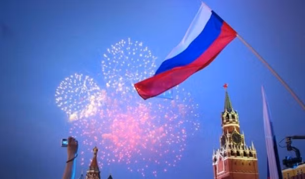 Félicitations à la Russie à l’occasion de sa Fête nationale ảnh 1