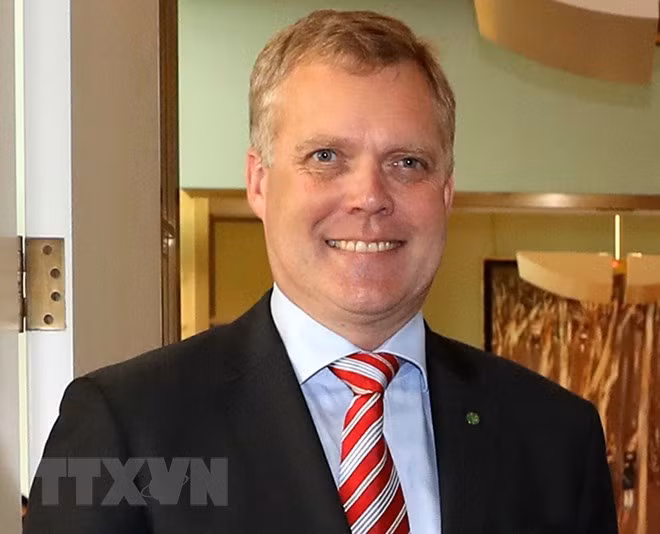 Le président de la Chambre des représentants australienne entame sa visite au Vietnam ảnh 1 Le président de la Chambre des représentants australienne entame sa visite au Vietnam ảnh 1