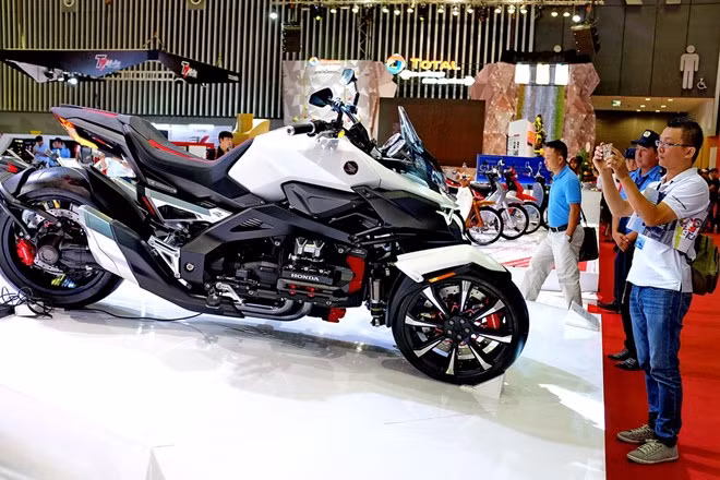 Le Vietnam est un marché potentiel pour les scooters haut de gamme ảnh 1