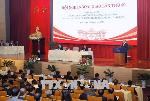 Le Premier ministre présent à la 30e conférence diplomatique ảnh 1