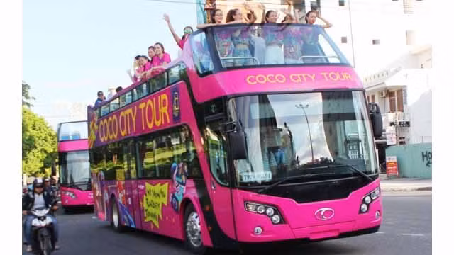 Huê lancera des bus à toit ouvert ảnh 1 Huê lancera des bus à toit ouvert ảnh 1