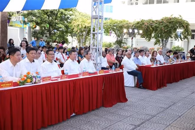 Un échange de vues sur la solidarité spéciale Vietnam-Cuba à Hanoï ảnh 2 Un échange de vues sur la solidarité spéciale Vietnam-Cuba à Hanoï ảnh 2