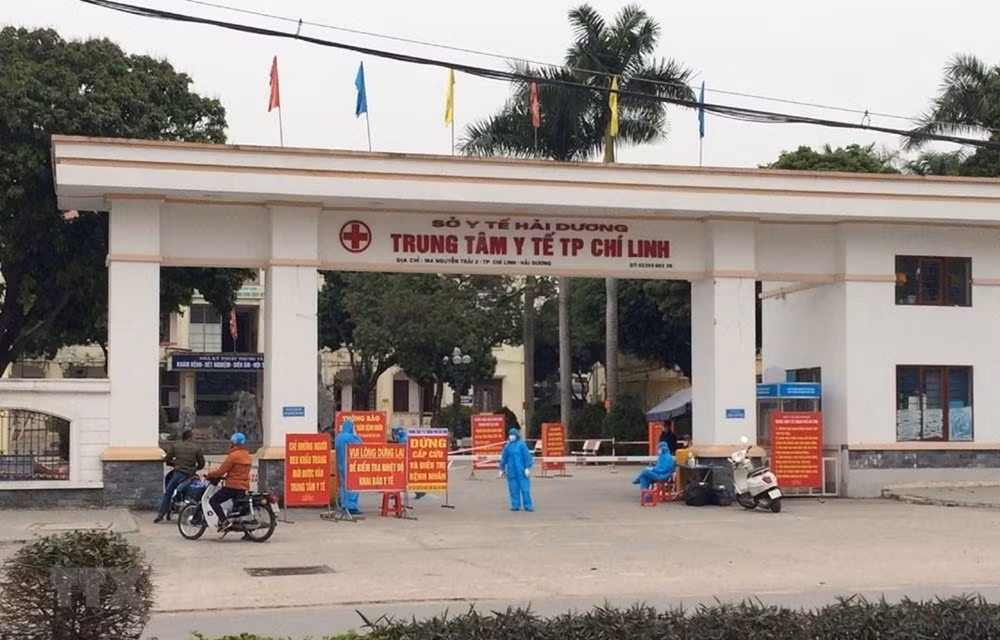 COVID-19 : le Vietnam enregistre 34 nouveaux cas de transmission locale en 12 heures ảnh 1