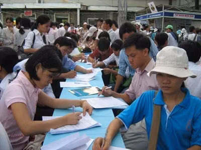 Plus de 613.000 emplois entre janvier et mai ảnh 1