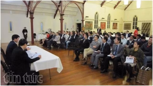Rencontre entre businessmen Viet kieu en Nouvelle-Zélande ảnh 1