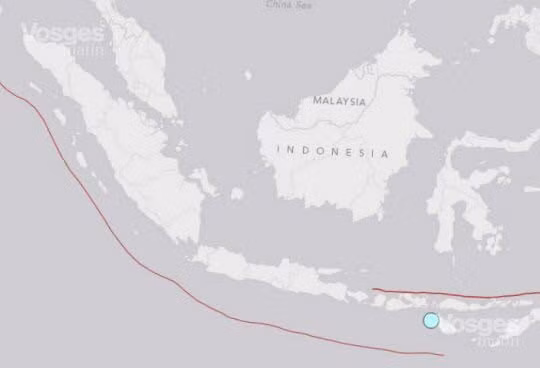Un séisme de magnitude 6,6 crée la panique à l’est de l’Indonésie ảnh 1