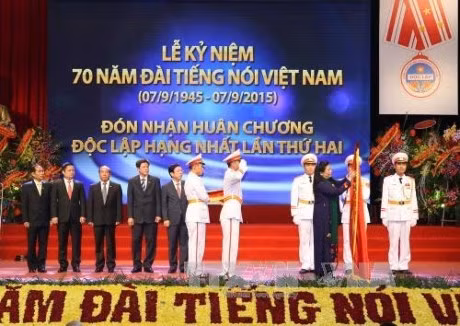 La VOV célèbre son 70ème anniversaire de naissance ảnh 1