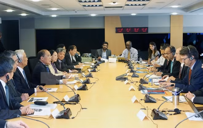 Nguyen Sinh Hung rencontre le président de la Banque mondiale ảnh 2 Nguyen Sinh Hung rencontre le président de la Banque mondiale ảnh 2