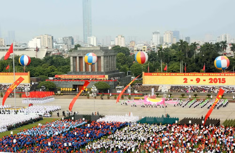 Le Vietnam célèbre en grande pompe sa 70e Fête nationale ảnh 5