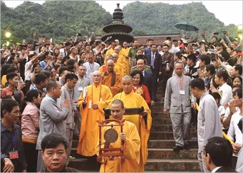 Se rendre à la fête de la pagode des Parfums au printemps ảnh 2
