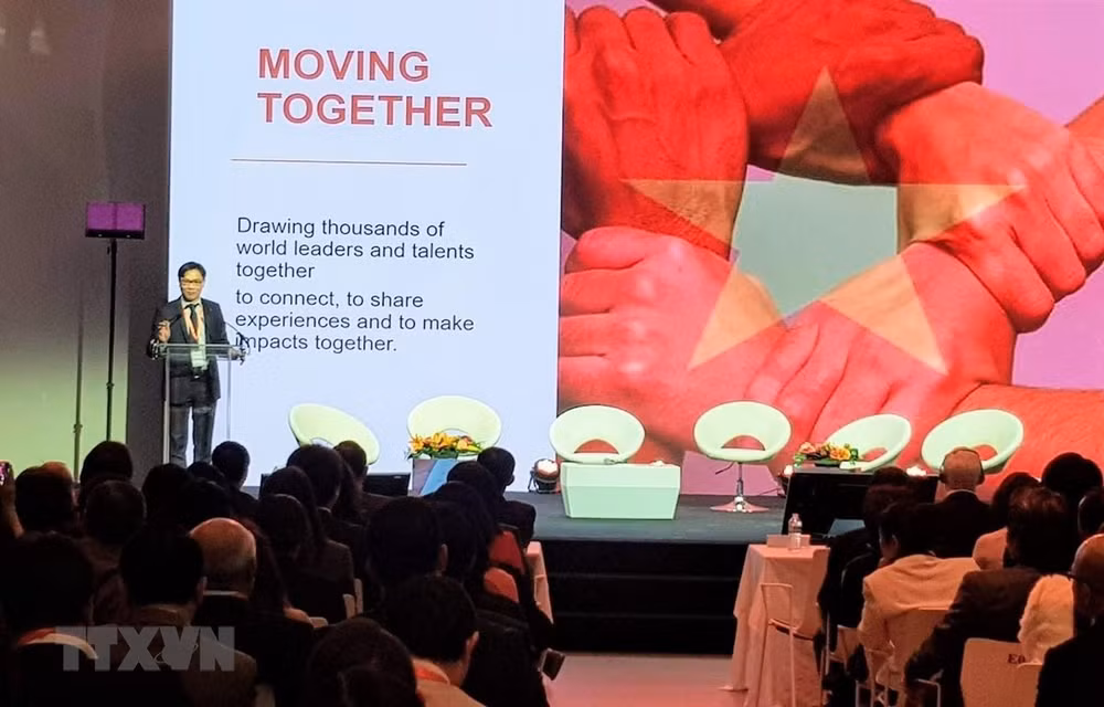 La première édition du Vietnam Global Leaders Forum se tient en France ảnh 1
