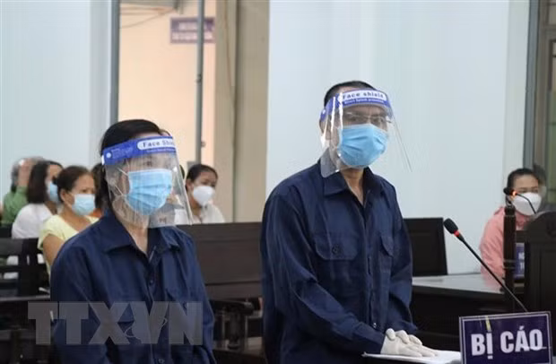 Khanh Hoa : deux personnes condamnées à 2 et 9 ans de prison pour leurs actes subversifs ảnh 1 Khanh Hoa : deux personnes condamnées à 2 et 9 ans de prison pour leurs actes subversifs ảnh 1