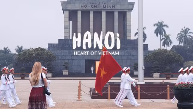 Promotion de l’image de Hanoi sur la chaîne CNN, un des 10 événements marquants de la capitale ảnh 1 Promotion de l’image de Hanoi sur la chaîne CNN, un des 10 événements marquants de la capitale ảnh 1