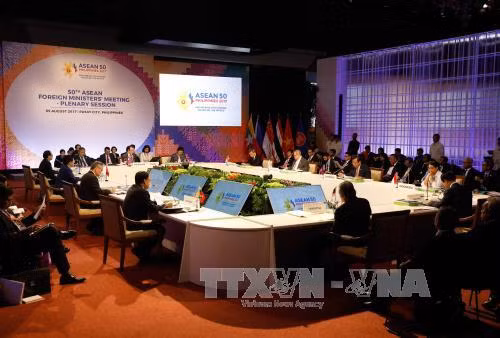 L’ASEAN joue un rôle central dans les affaires internationales ảnh 2