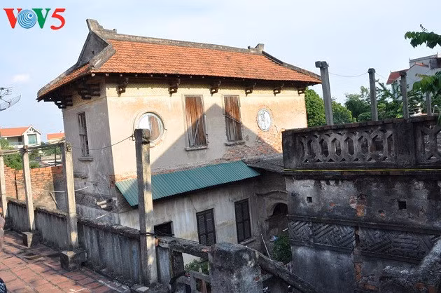 L’architecture franco-vietnamienne au village de Cu Dà ảnh 3