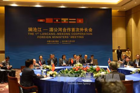 Le Vietnam participera aux conférences en Chine ảnh 2