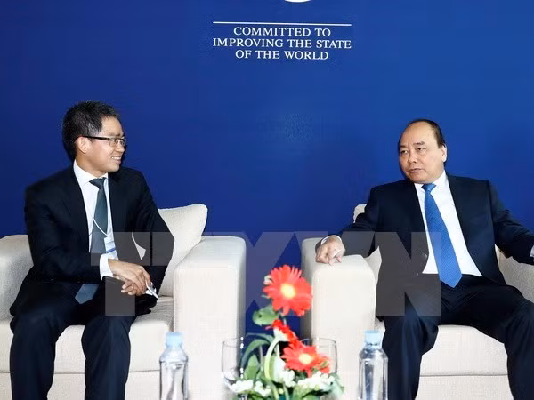 Le PM rencontre des chefs d'entreprises en marge du WEF-ASEAN ảnh 1