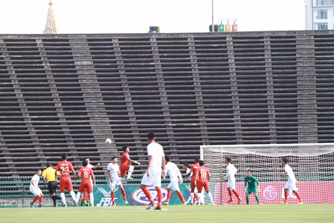 AFF U22 : le Vietnam s'incline 0-1 face à l'Indonésie en demi-finale ảnh 1