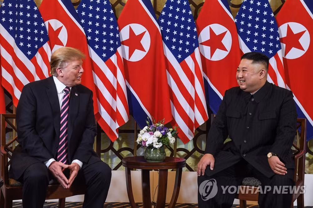 Sommet Etats-Unis-RPDC : Trump appelera Moon après le sommet de Hanoï ảnh 1