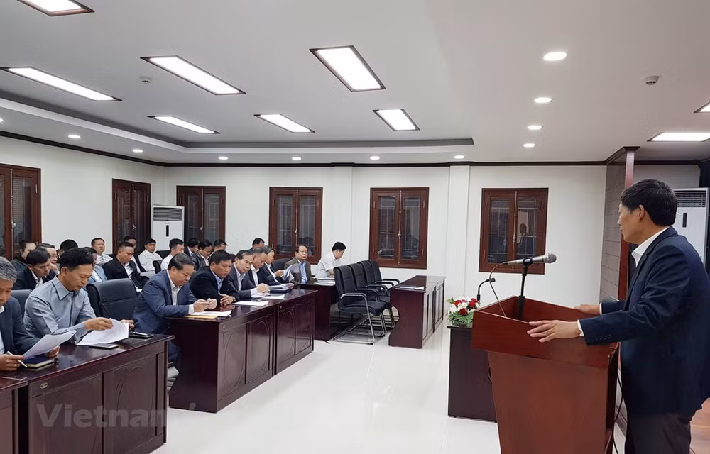 Conférence des affaires du Vietnam à Luang Prabang ảnh 1