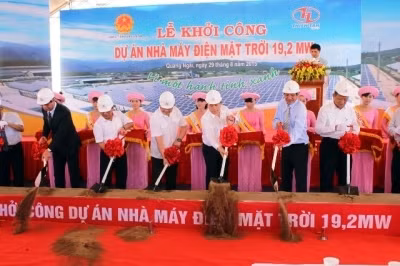 Mise en chantier de la 1ère Centrale solaire du Vietnam ảnh 1