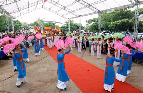 Précis des danses traditionnelles de l’ethnie Cham ảnh 1 Précis des danses traditionnelles de l’ethnie Cham ảnh 1