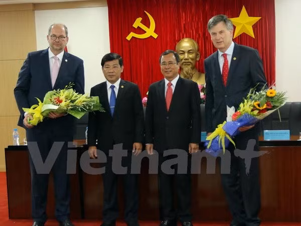 Les Pays-Bas sondent les opportunités d'investissement à Binh Duong ảnh 1