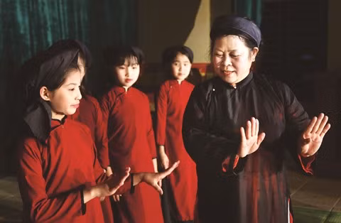 Nguyên Thi Lich, le chant printanier dans la peau ảnh 2