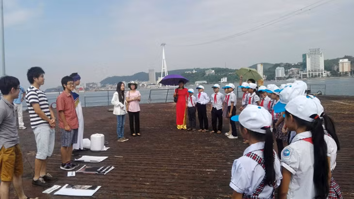 La préservation de la baie de Ha Long entre à l’école ảnh 1 La préservation de la baie de Ha Long entre à l’école ảnh 1