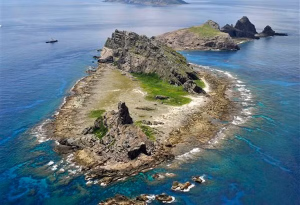 Manille accuse Pékin de construire secrètement une île en Mer Orientale ảnh 1 Manille accuse Pékin de construire secrètement une île en Mer Orientale ảnh 1