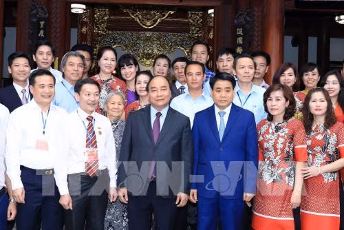 Bat Tràng peut "donner l’exemple" à d’autres villages d’artisanat ảnh 1