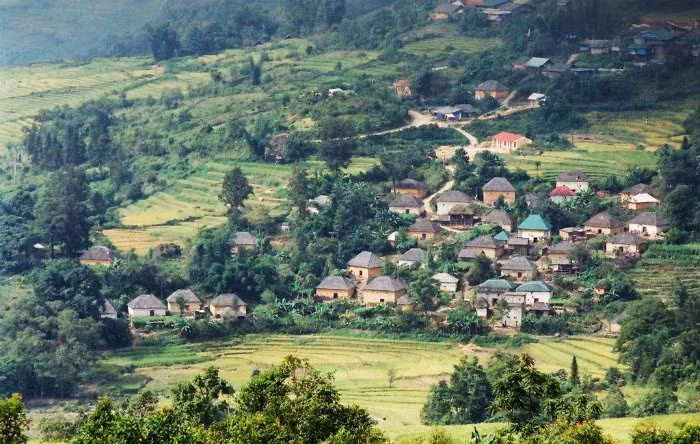 Les maisons-champignons des Hà Nhi noirs de Lào Cai ảnh 3