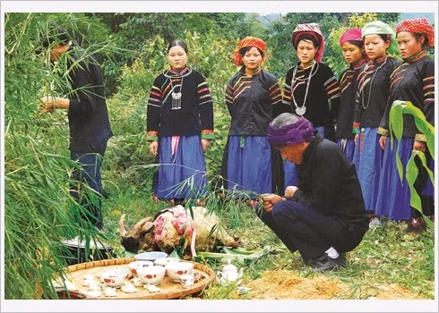 À Hà Giang, les Pu Péo célèbrent le génie de la forêt ảnh 2 À Hà Giang, les Pu Péo célèbrent le génie de la forêt ảnh 2