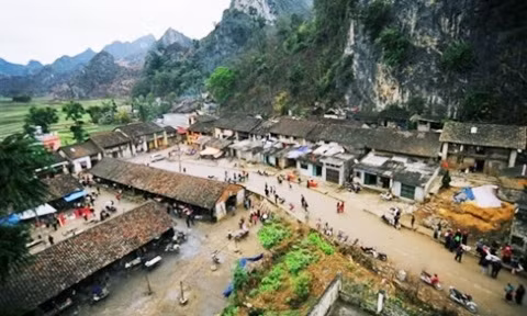 Périple sur le plateau calcaire de Dông Van ảnh 2