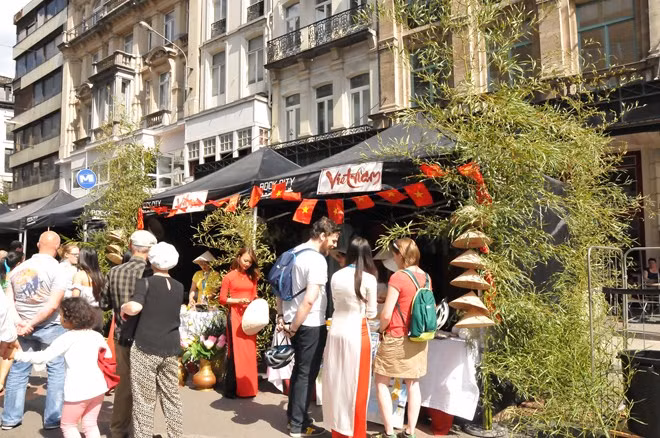 Le Vietnam à la fête multiculturelle de Bruxelles ảnh 1