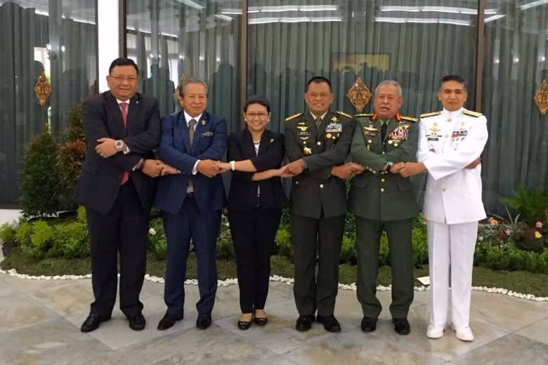 Indonésie, Philippines et Malaisie vont organiser des patrouilles maritimes communes ảnh 1