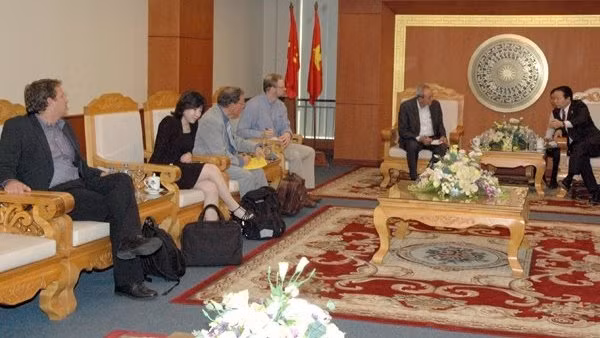 Des experts étrangers aident le Vietnam à évaluer l’état de l’environnement marin ảnh 1