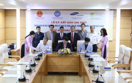 Samsung finance un projet d’hygiène scolaire à Bac Giang ảnh 1