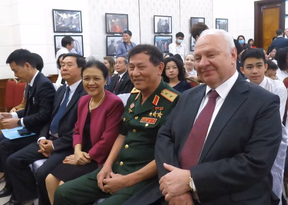 Vietnam - Russie : Présentation du livre Voyage spatial historique ảnh 3
