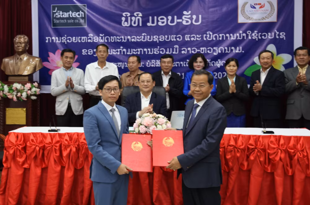 Inauguration du site Web du Comité de coopération Laos-Vietnam ảnh 1 Inauguration du site Web du Comité de coopération Laos-Vietnam ảnh 1