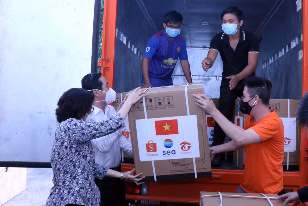 COVID-19: lancement d'un programme de soutien à HCM-Ville ảnh 2