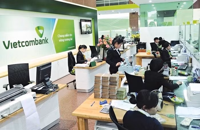 Publication de la liste des 10 plus prestigieuses banques commerciales du Vietnam en 6 mois ảnh 1