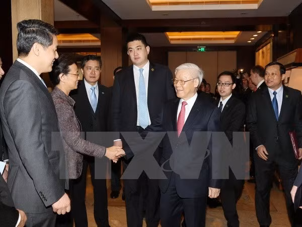 Le chef du Parti souligne le rôle des entreprises dans les relations Vietnam-Chine ảnh 1