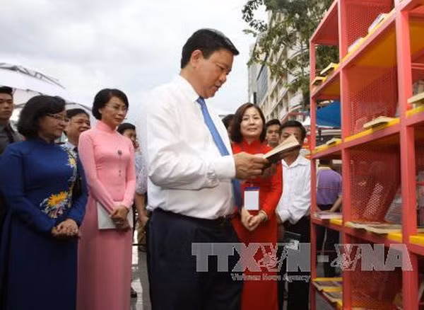 Ouverture du Festival du livre du Têt du Coq à Hô Chi Minh-Ville ảnh 1