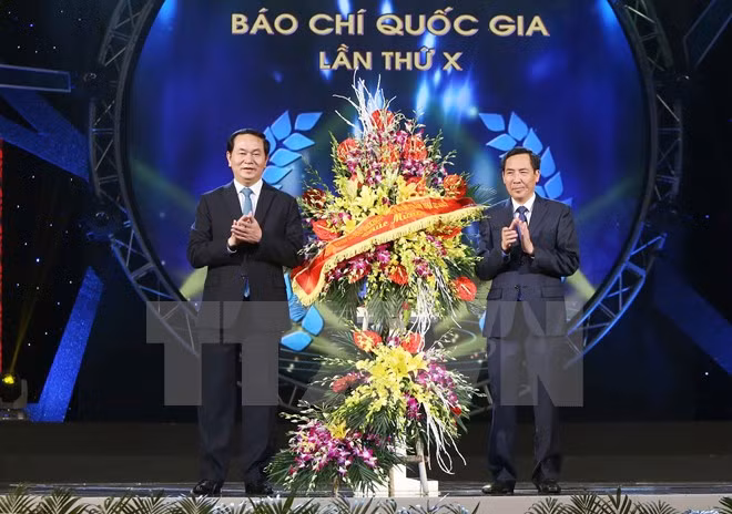 Le président Trân Dai Quang exhorte la presse vietnamienne à se rénover ảnh 1