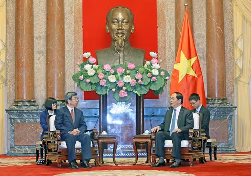 Le Vietnam prend en considération ses relations avec la BAD ảnh 1