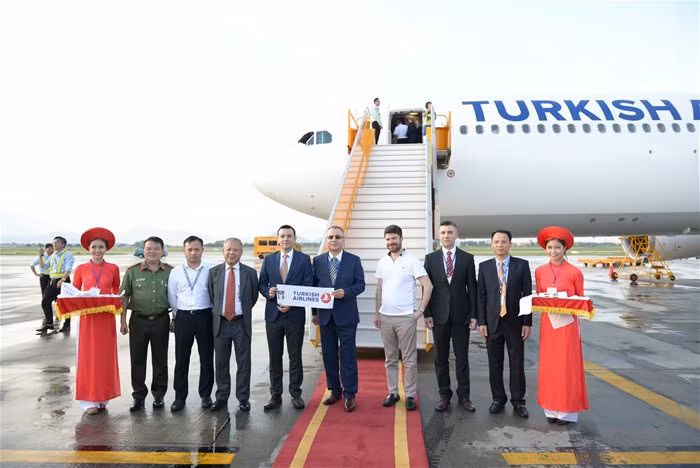 Inauguration d’une ligne aérienne Istanbul - Hanoi ảnh 1