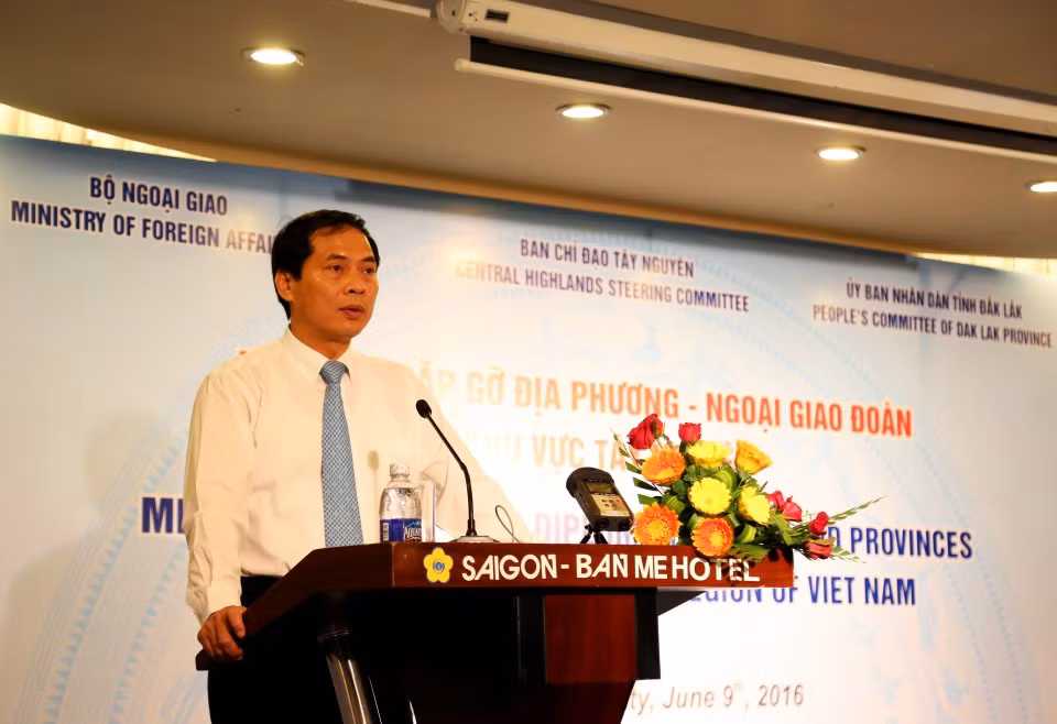 Rencontre entre les localités du Tay Nguyen et le corps diplomatique au Vietnam ảnh 1