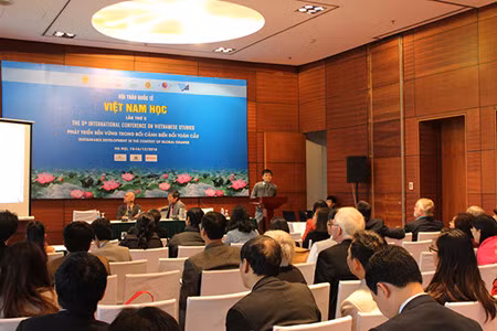 Vietnamologie: le Vietnam dans le coeur des amis internationaux ảnh 1 Vietnamologie: le Vietnam dans le coeur des amis internationaux ảnh 1