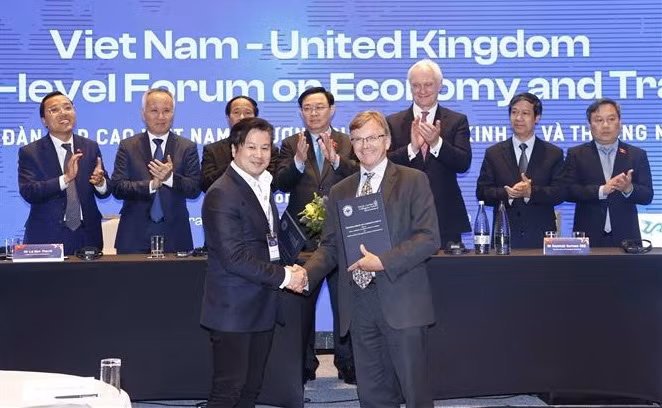 Le Vietnam et le Royaume-Uni promeuvent leur coopération dans l’économie ảnh 3